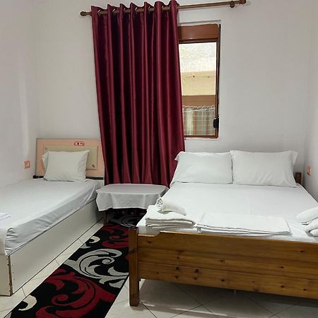 Ersi Apartment Durres Exterior photo