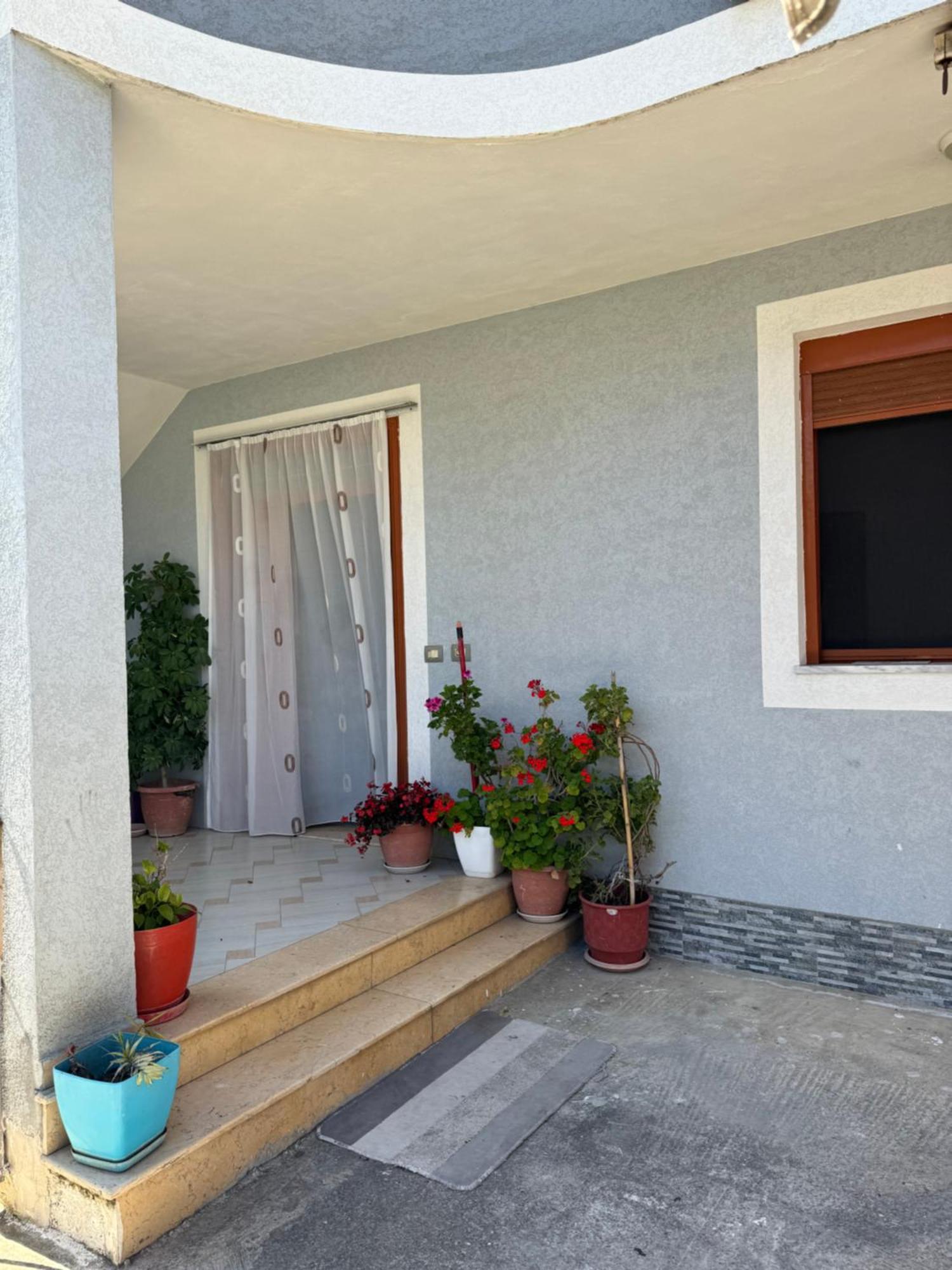 Ersi Apartment Durres Exterior photo