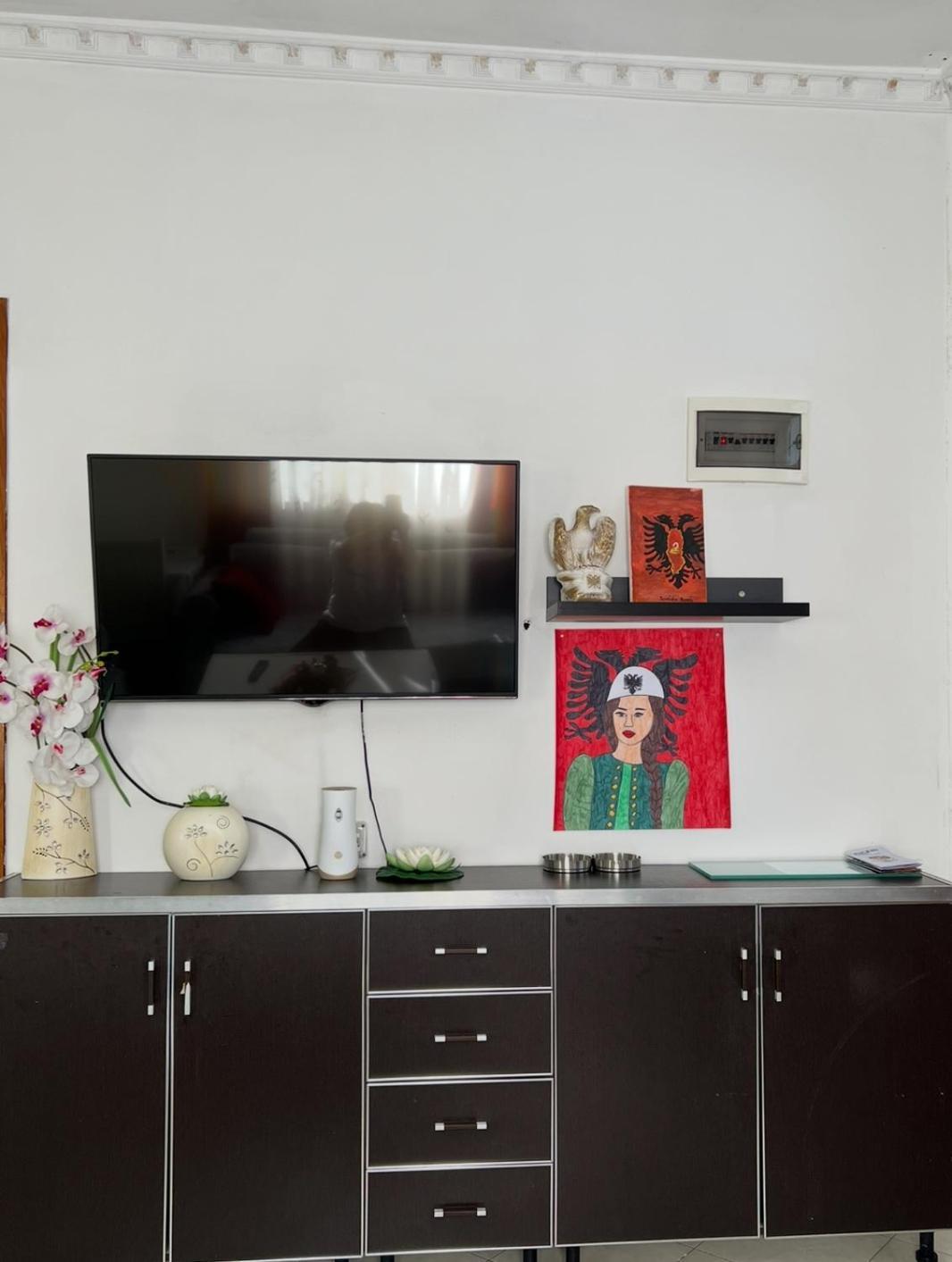 Ersi Apartment Durres Exterior photo